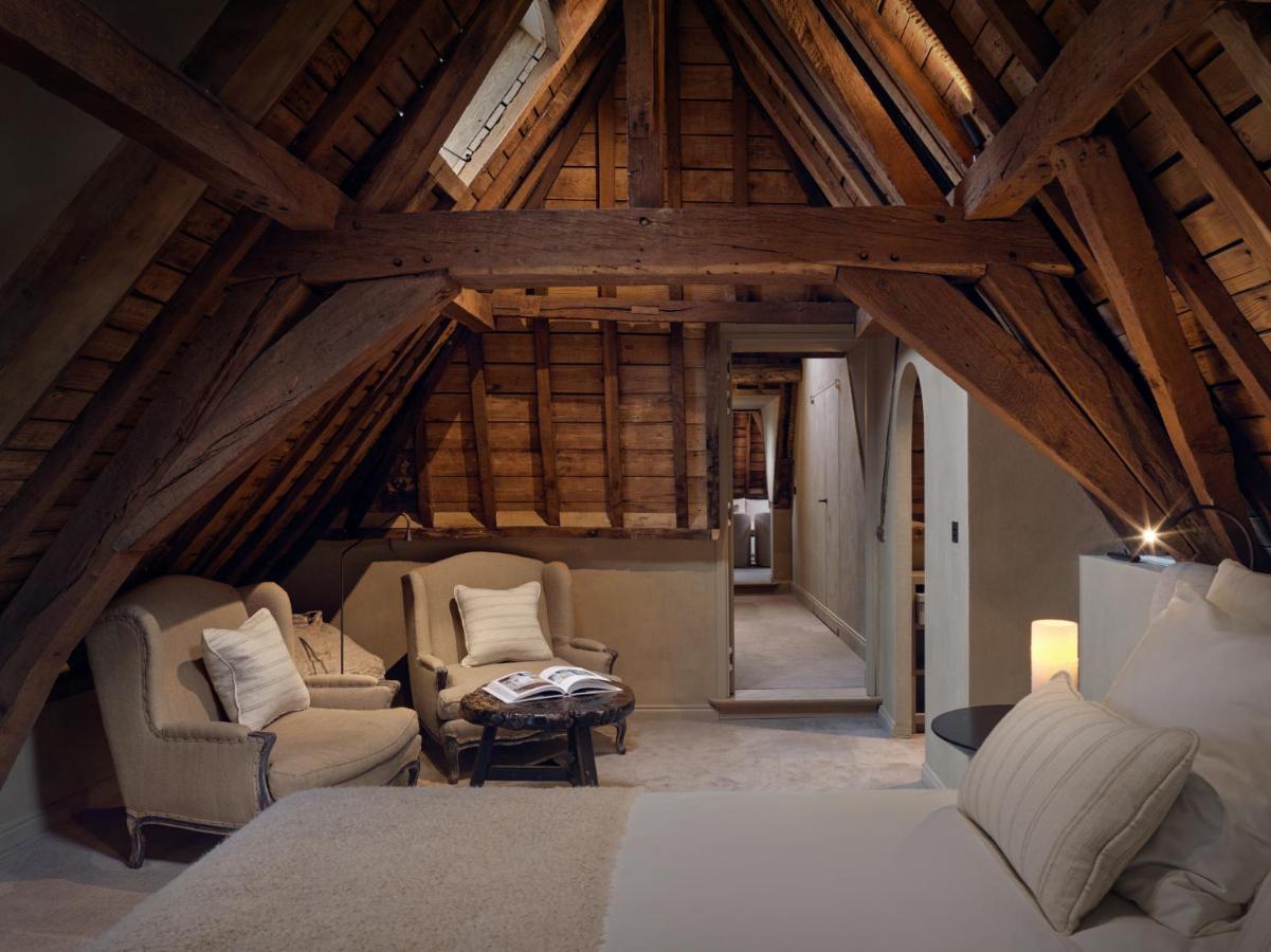 Botanic Sanctuary Antwerp - The Leading Hotels Of The World Exterior photo The attic of a house