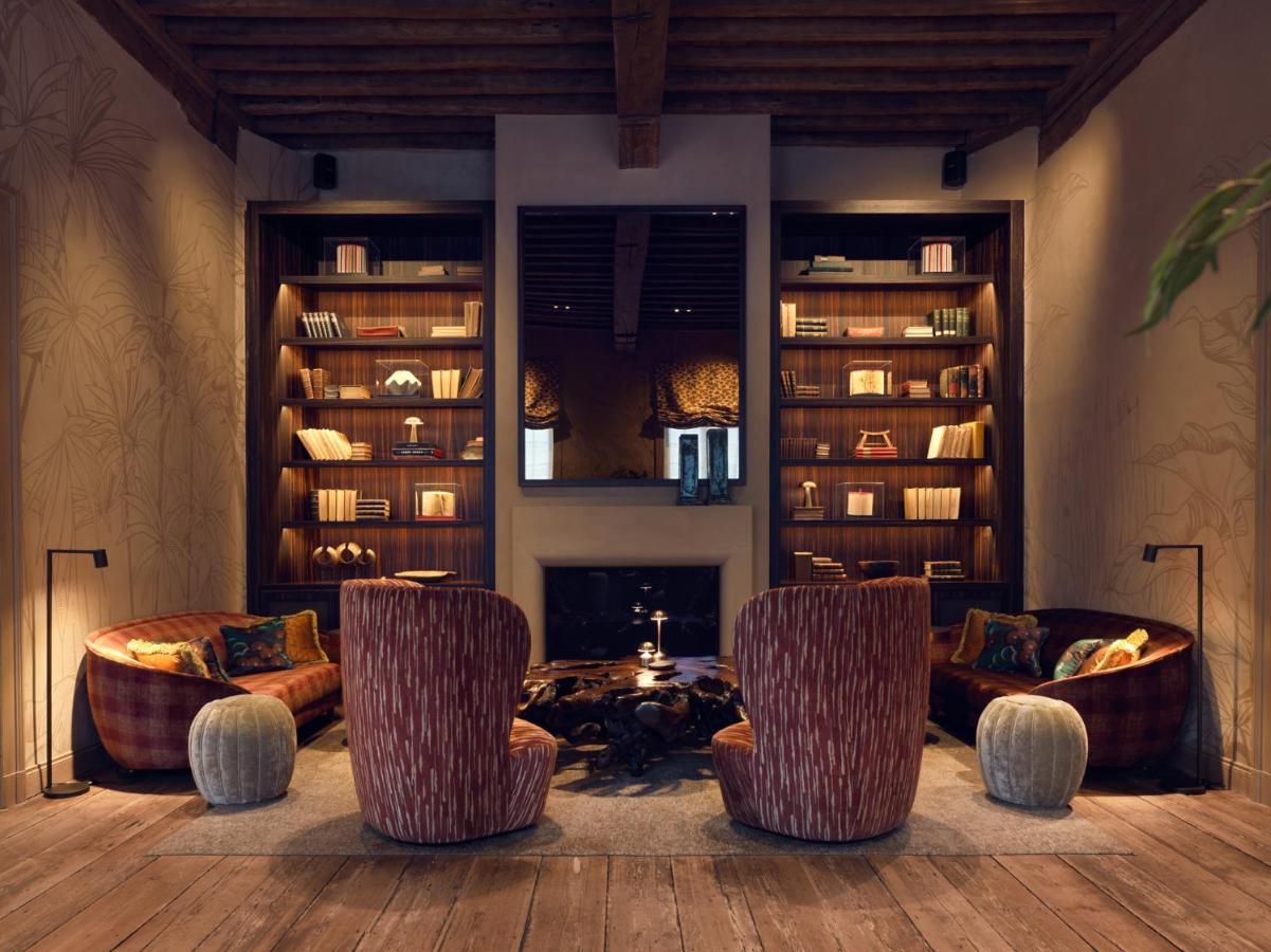 Botanic Sanctuary Antwerp - The Leading Hotels Of The World Exterior photo Library at the Hotel