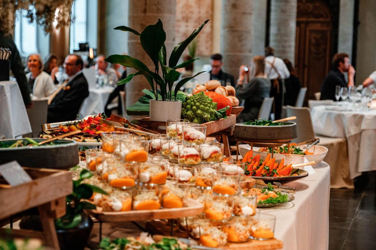 Botanic Sanctuary Antwerp - The Leading Hotels Of The World Exterior photo A buffet at a wedding reception