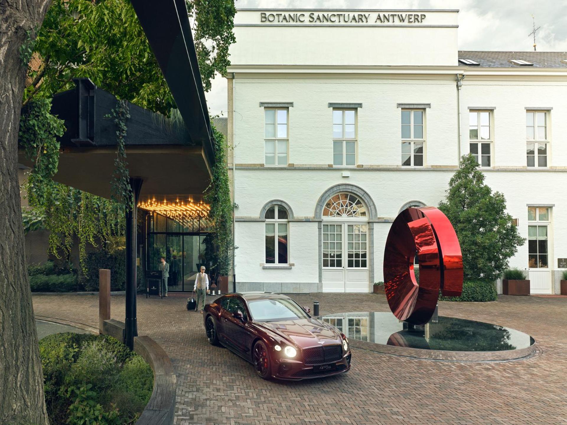 Botanic Sanctuary Antwerp - The Leading Hotels Of The World Exterior photo Entrance of the hotel