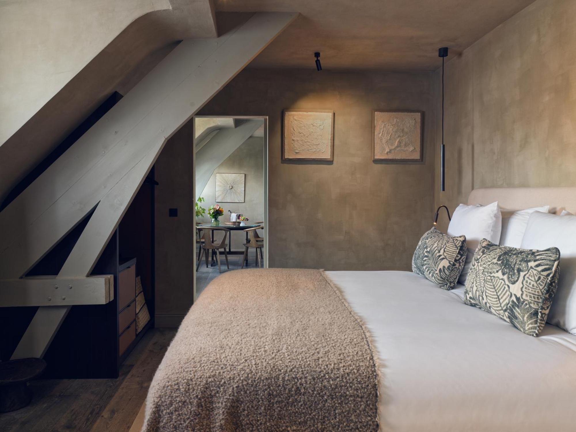 Botanic Sanctuary Antwerp - The Leading Hotels Of The World Exterior photo A room at the hotel