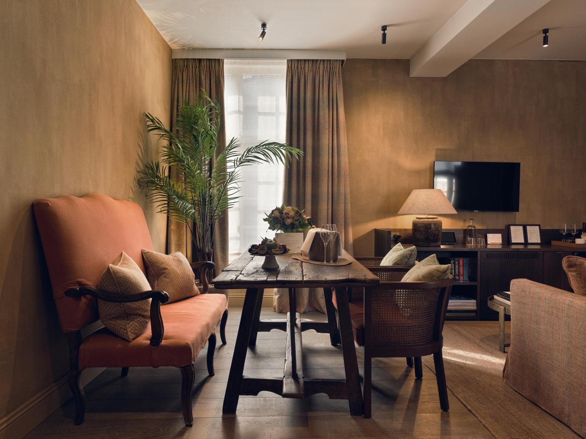 Botanic Sanctuary Antwerp - The Leading Hotels Of The World Exterior photo The Library at The Ivy Collection