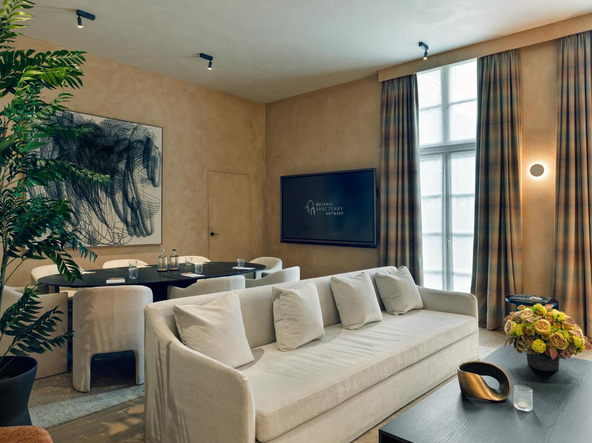 Botanic Sanctuary Antwerp - The Leading Hotels Of The World Exterior photo The interior of a suite at the Mandarin Oriental