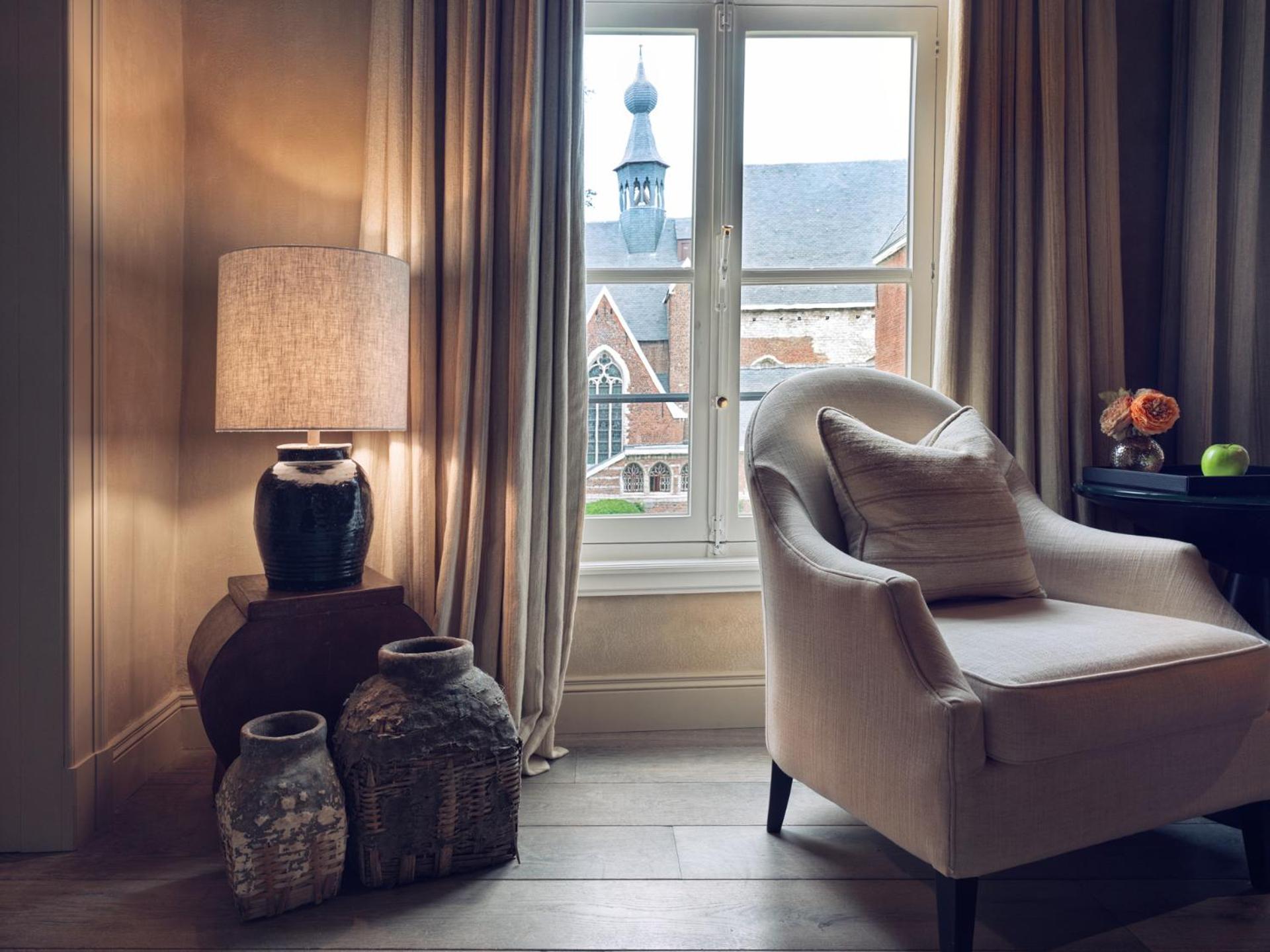 Botanic Sanctuary Antwerp - The Leading Hotels Of The World Exterior photo A room at the hotel